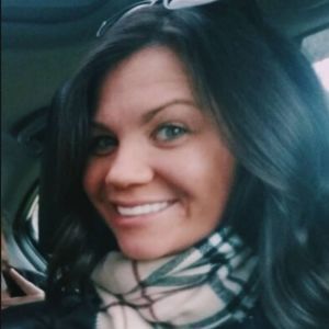 Meet your Posher, Stacy